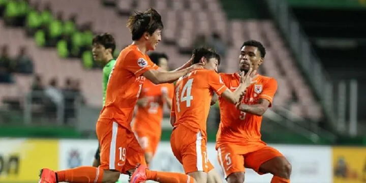 Шеньчжэнь - Шаньдун Тайшань