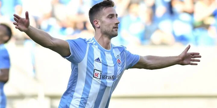 Клаксвик - Динамо Тб