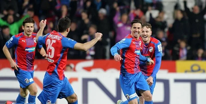 Виктория Плзень - Сеннерьюск