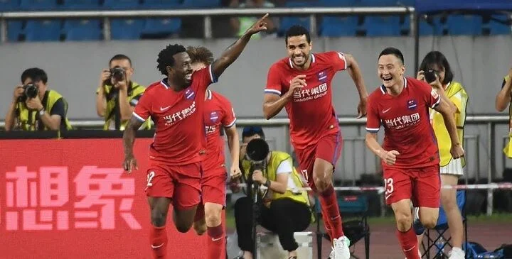 Чунцин Лифан - Шанхай Порт