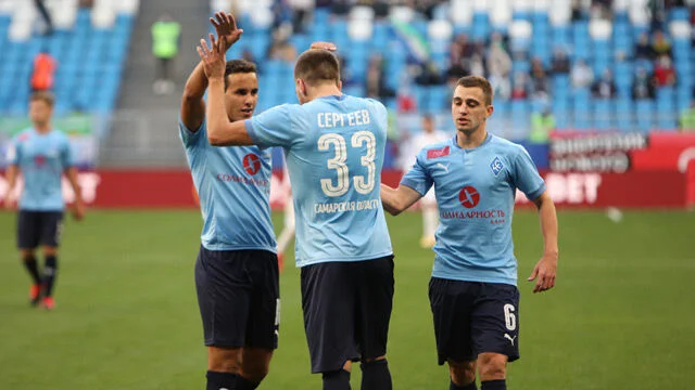 Текстильщик - Крылья Советов