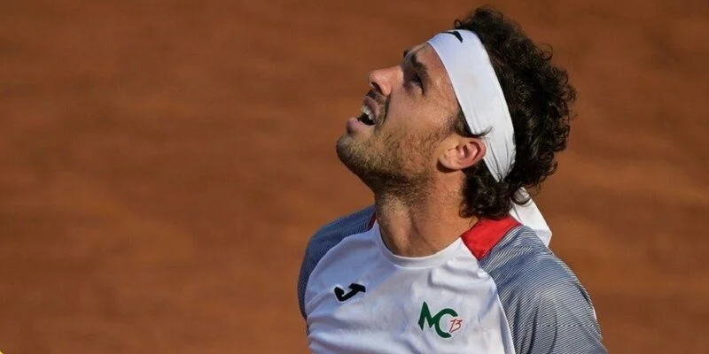 Марко Чеккинато - Томми Пол