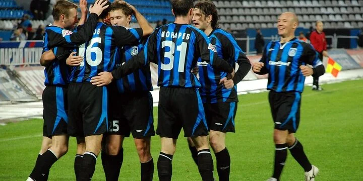 Шинник - Ахмат