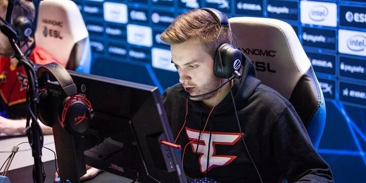 FaZe Clan - Ninjas in Pyjamas FaZe Clan - Ninjas in Pyjamas