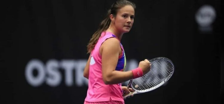 Дарья Касаткина - Дженнифер Брэди