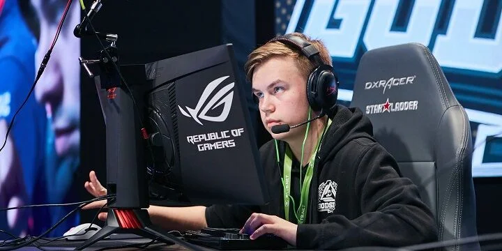 Fnatic - Ninjas in Pyjamas