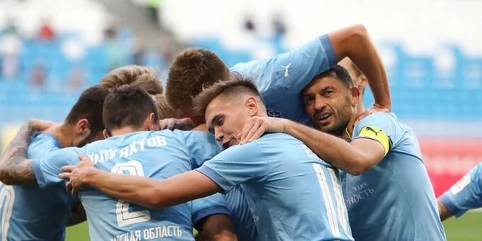 Факел - Крылья Советов