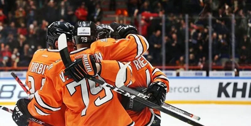 Амур - Трактор