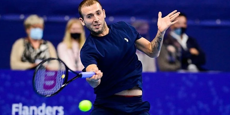 Лоренцо Сонего - Даниэль Эванс