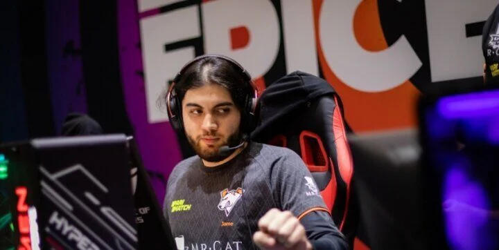 Cloud 9 - Virtus.pro Cloud 9 - Virtus.pro