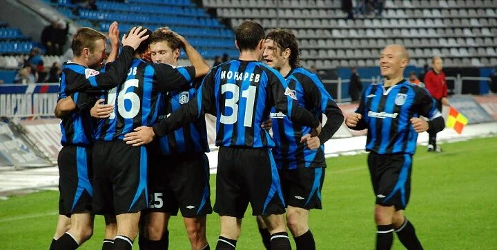 Шинник - Акрон Тольятти