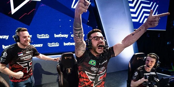 FaZe Clan - G2 Esports FaZe Clan - G2 Esports