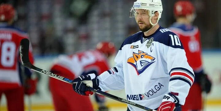 Металлург Мг - Нефтехимик