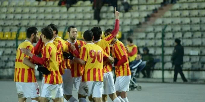 Алания Владикавказ - Пари НН