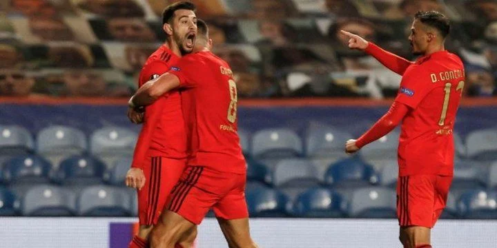 Стандард - Бенфика Стандард - Бенфика