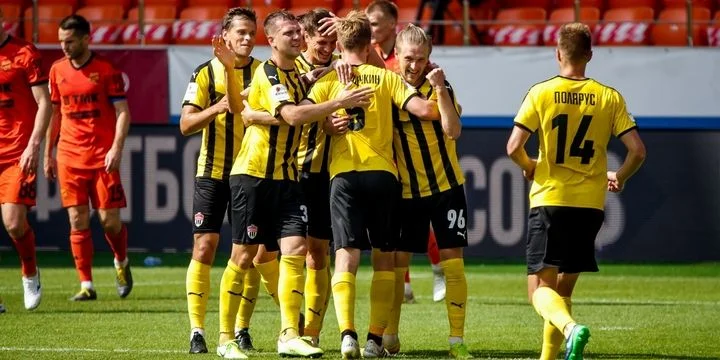 Химки - Арсенал