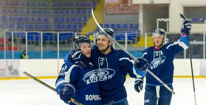 Динамо С-Пб - Буран