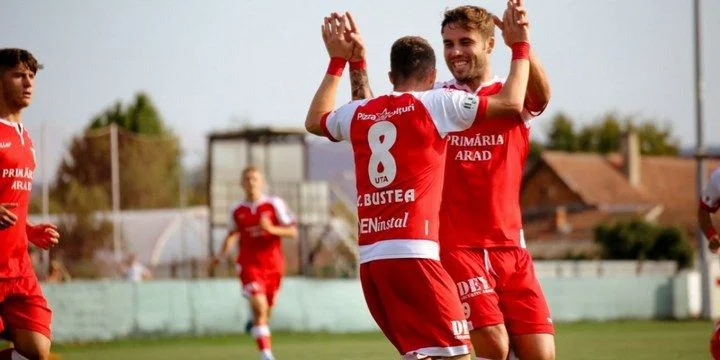 Арад - Университатя Арад - Университатя