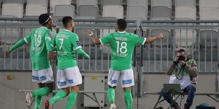 Сент-Этьен - Ним Сент-Этьен - Ним