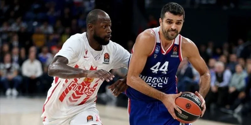 Анадолу Эфес - Фенербахче Анадолу Эфес - Фенербахче