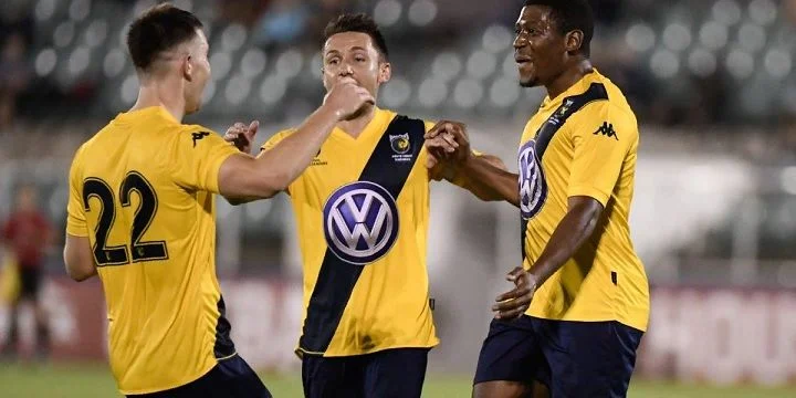 Макартур - Веллингтон Феникс