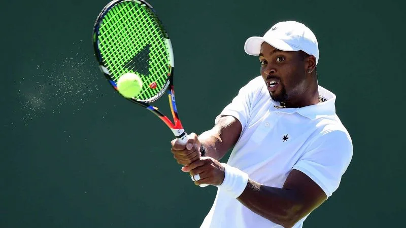 Фрэнсис Тиафо - Дональд Янг Фрэнсис Тиафо - Дональд Янг