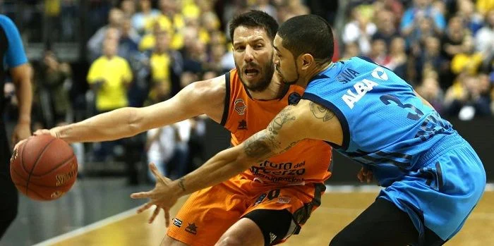 Маккаби Т-А - Олимпиакос