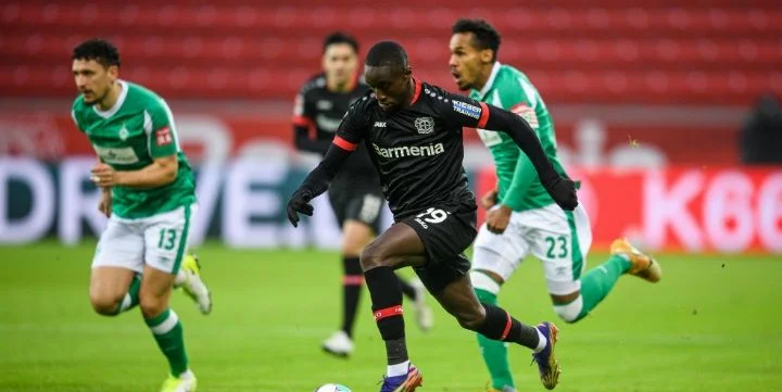 Байер - Айнтрахт Фр