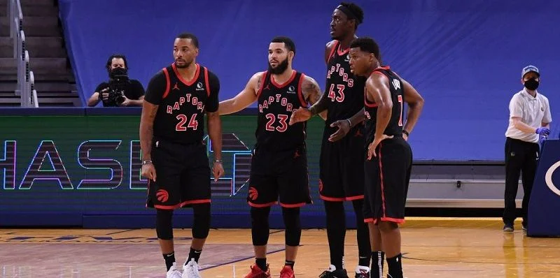 Торонто - Шарлотт