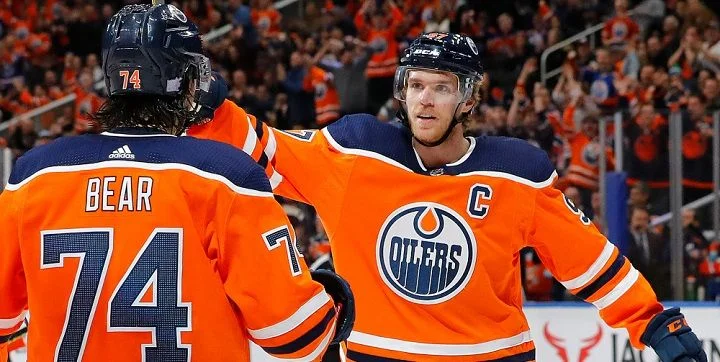 Эдмонтон - Монреаль Эдмонтон - Монреаль