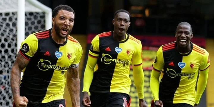 Уотфорд - Барнсли Уотфорд - Барнсли