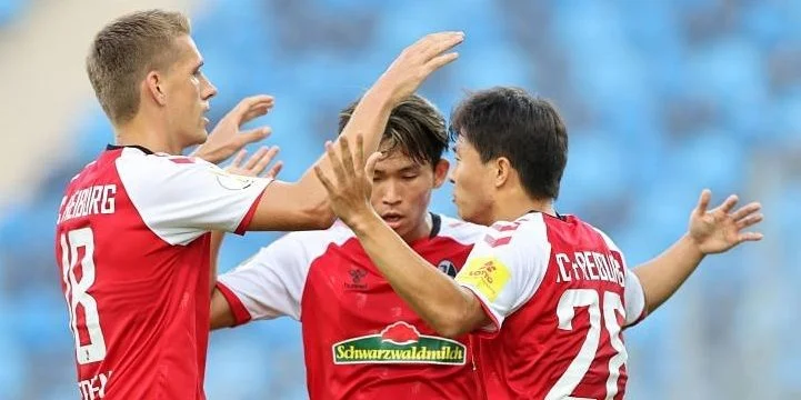 Фрайбург - Штутгарт Фрайбург - Штутгарт