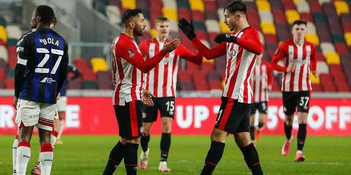 Брентфорд - Лестер