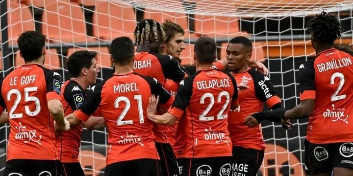 Лорьян - Дижон