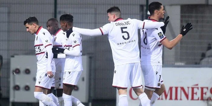 Ницца - Сент-Этьен