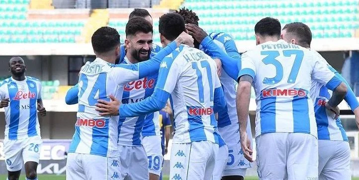 Наполи - Парма