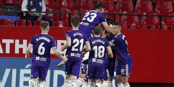 Алавес - Вальядолид