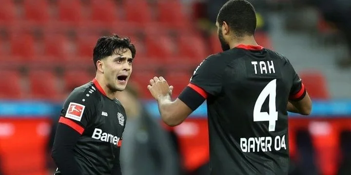 Байер - Штутгарт Байер - Штутгарт