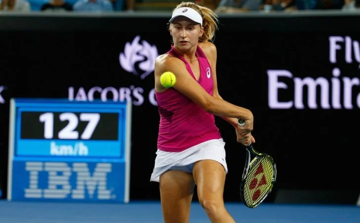 Сара Соррибес-Тормо - Дарья Сэвилл