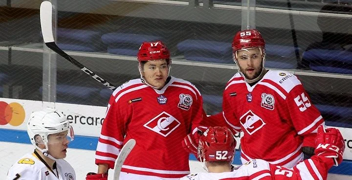 Амурские Тигры - МХК Спартак