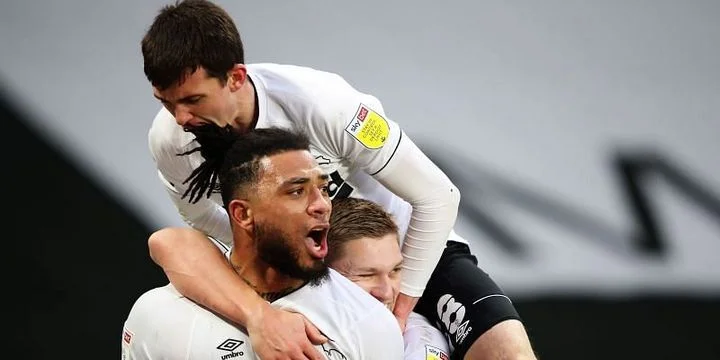 Уикомб Уондерерз - Дерби Каунти Уикомб Уондерерз - Дерби Каунти