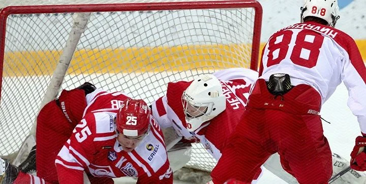 Сахалинские Акулы - МХК Спартак Сахалинские Акулы - МХК Спартак