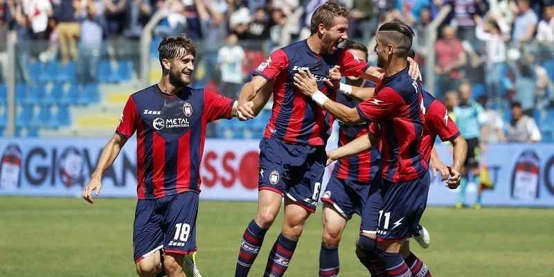 Кротоне - Кальяри