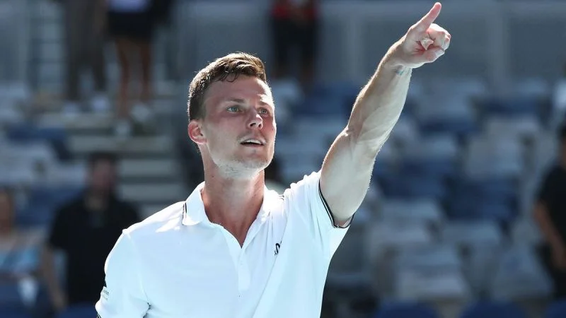 Мартон Фучович - Рейли Опелка