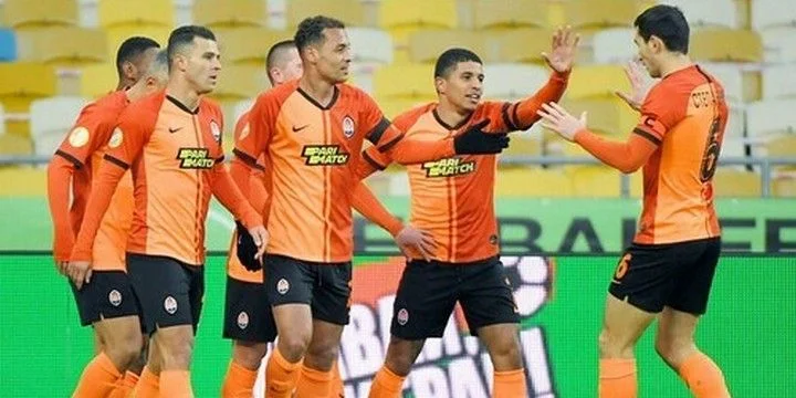 Агробизнес - Шахтер Донецк Агробизнес - Шахтер Донецк