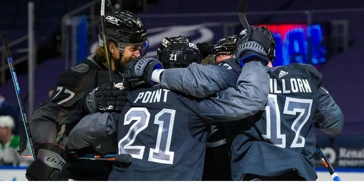 Даллас - Тампа