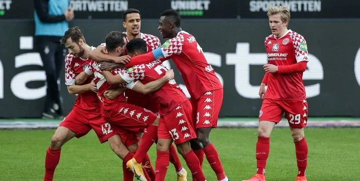 Шальке - Майнц