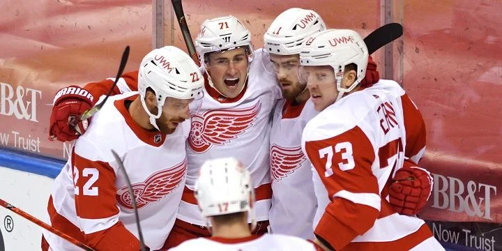 Детройт - Тампа