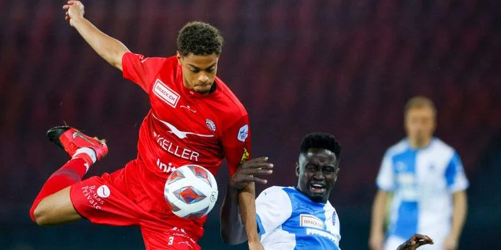 Криенс - Грассхопперс Криенс - Грассхопперс