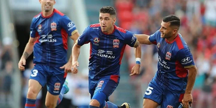 Сидней - Ньюкасл Джетс